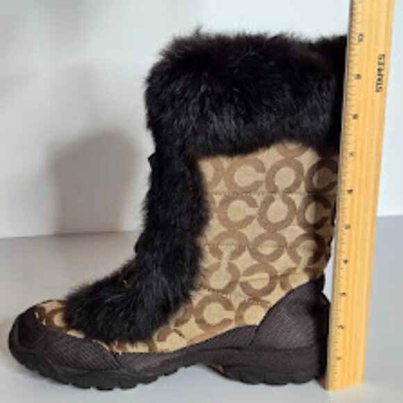Coach Jennie Brown Khaki Signature Genuine Rabbit Fur Lace Up Boots Sz 6.5 Q522 - Picture 8 of 10